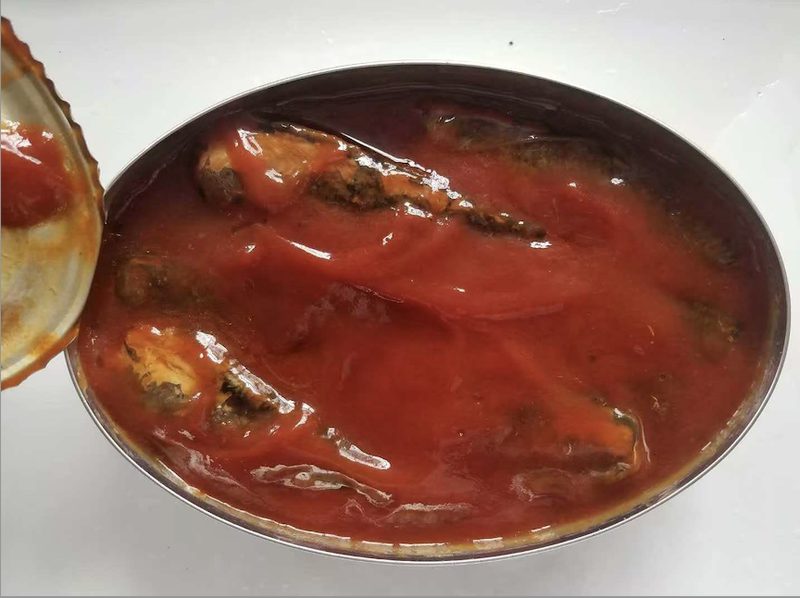 canned sardine in tomato sauce