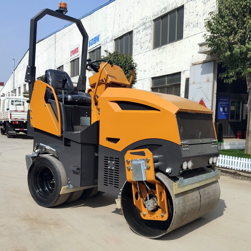 Ride-On Roller 2.5T image 2