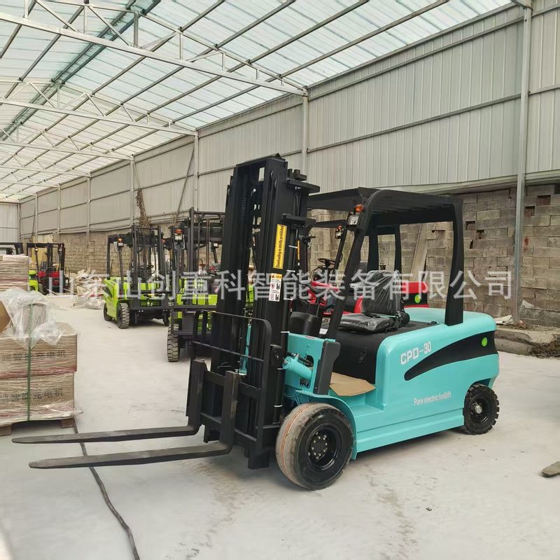Electric Forklift 3T (Lithium) image 2